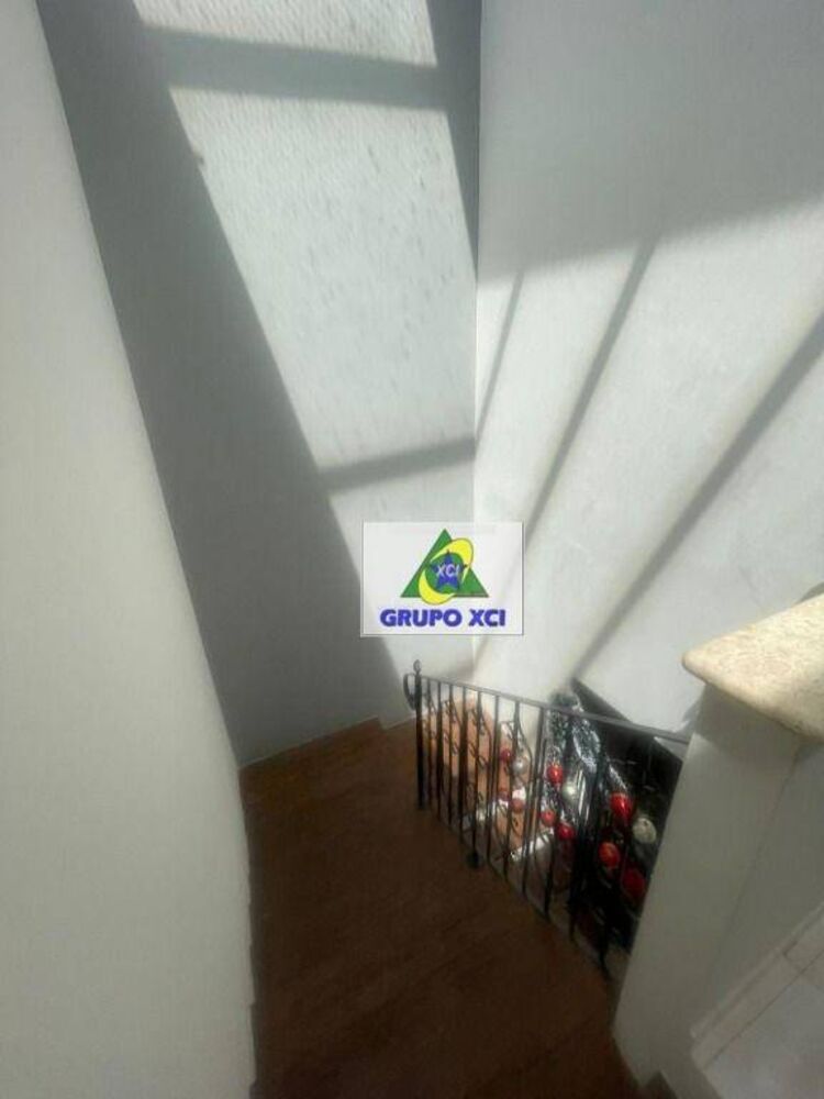 Casa à venda com 2 quartos, 154m² - Foto 4