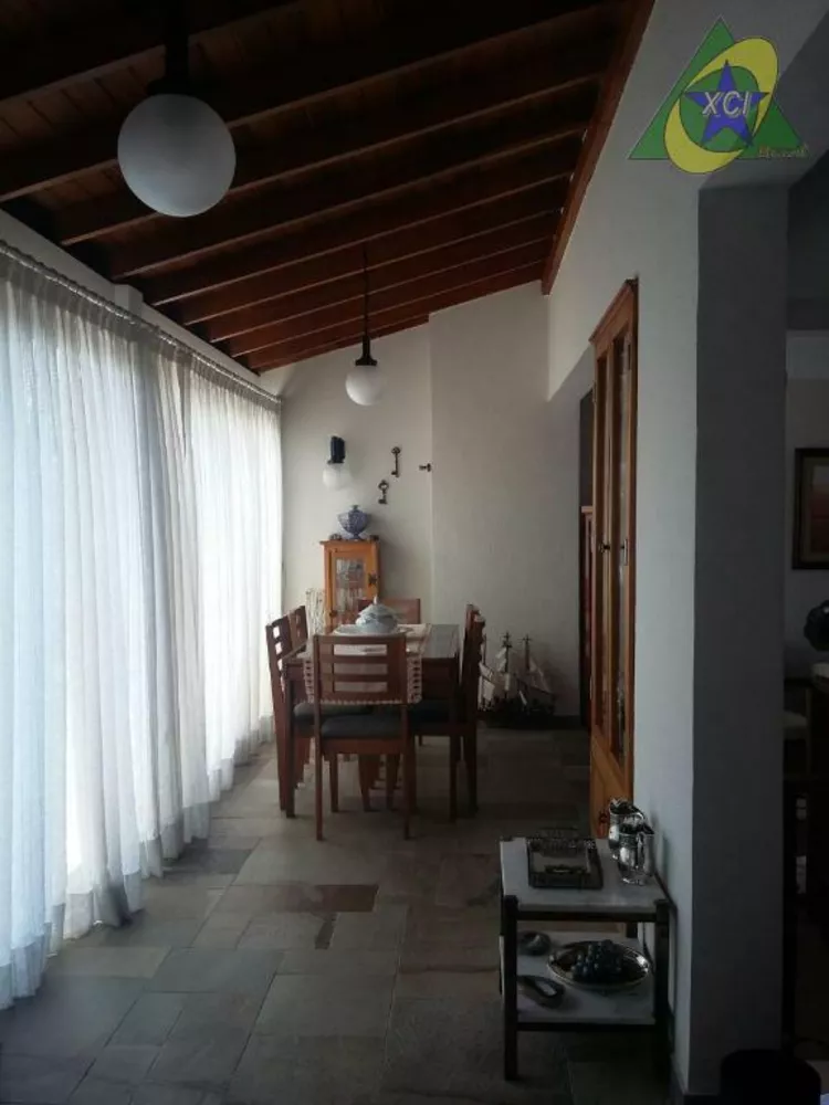 Apartamento à venda com 3 quartos, 184m² - Foto 11