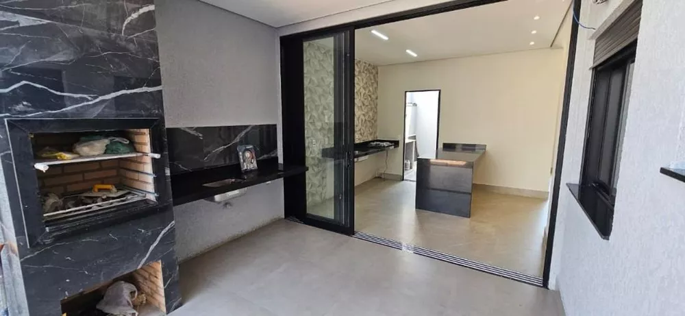 Casa de Condomínio à venda com 3 quartos, 140m² - Foto 1