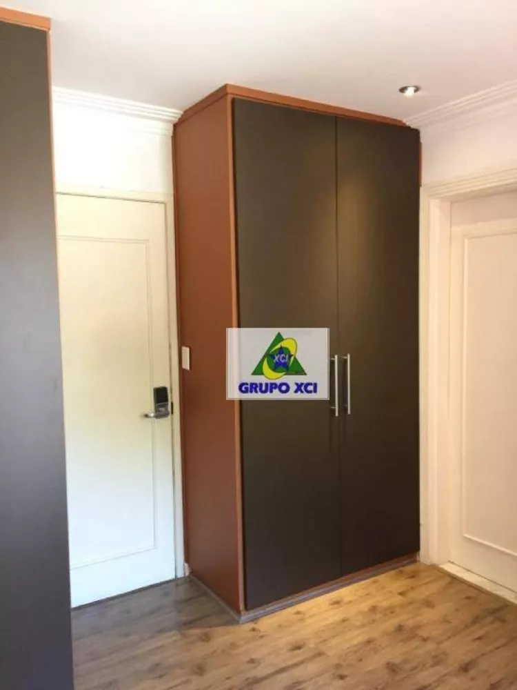 Apartamento à venda com 3 quartos, 150m² - Foto 3