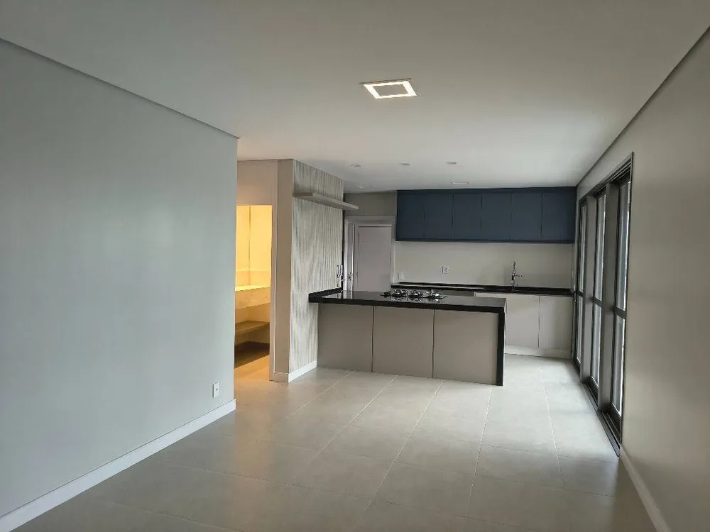 Apartamento, 3 quartos, 125 m² - Foto 2