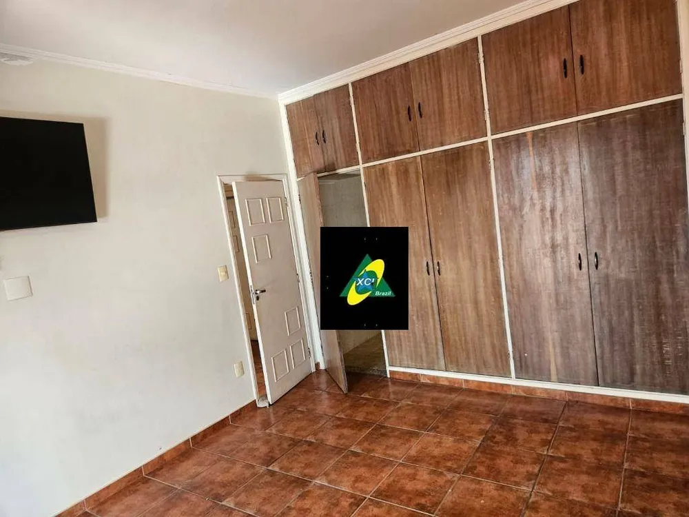 Casa, 4 quartos, 236 m² - Foto 8