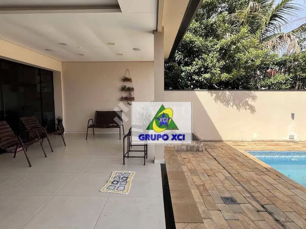 Casa, 3 quartos, 220 m² - Foto 9