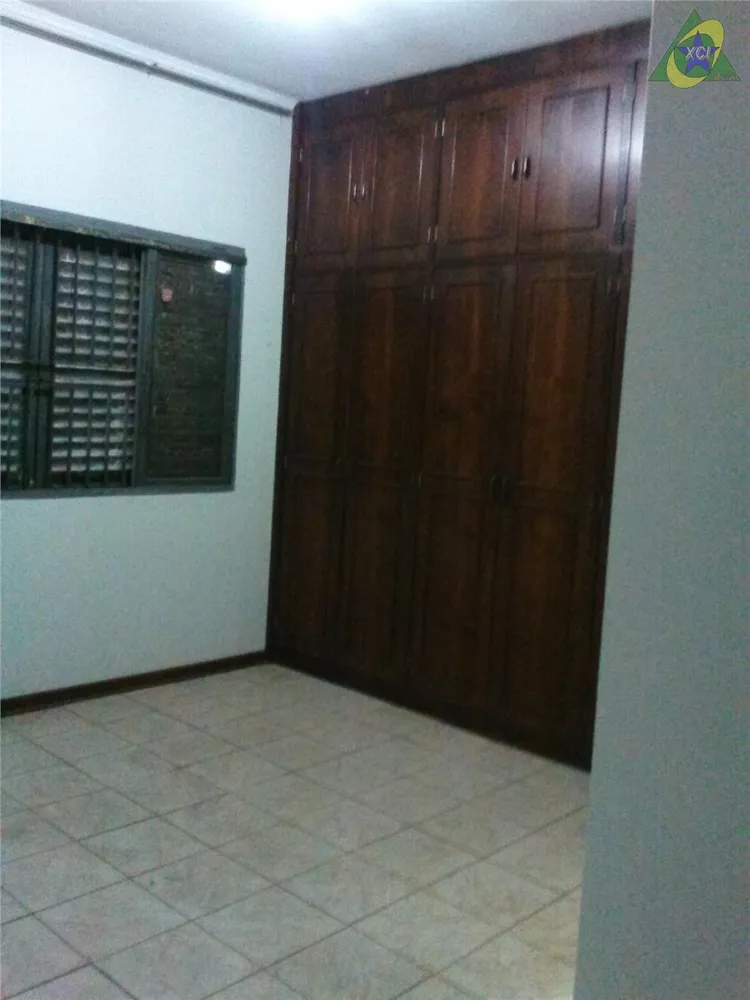 Casa, 1 quarto, 250 m² - Foto 3