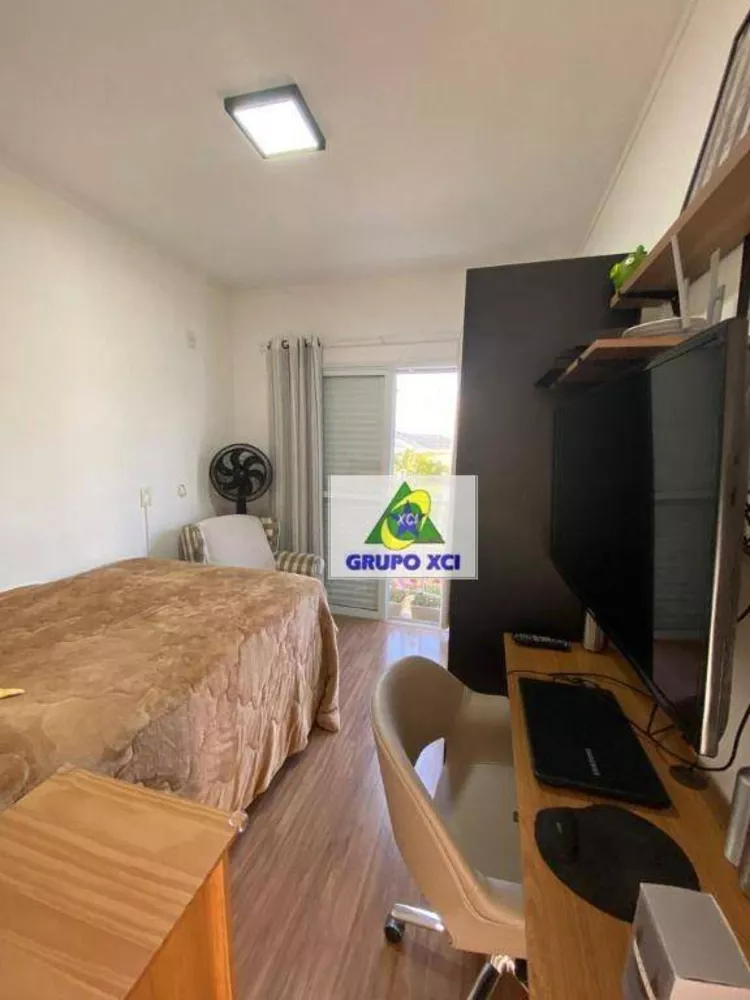 Casa de Condomínio à venda com 4 quartos, 234m² - Foto 12