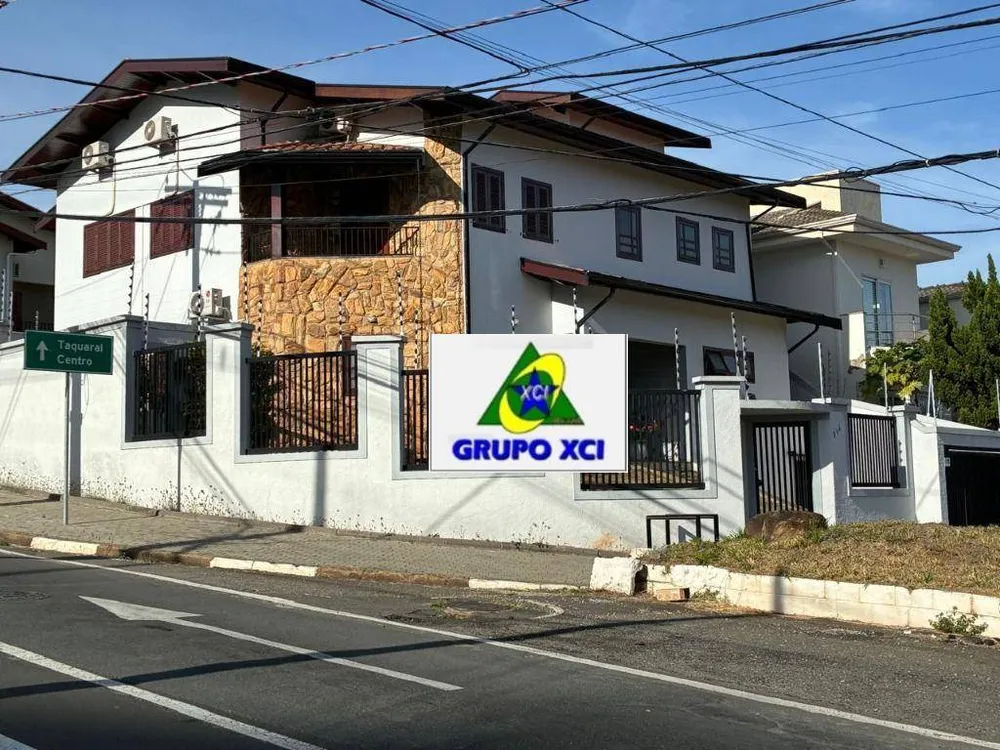 Casa, 4 quartos, 382 m² - Foto 1