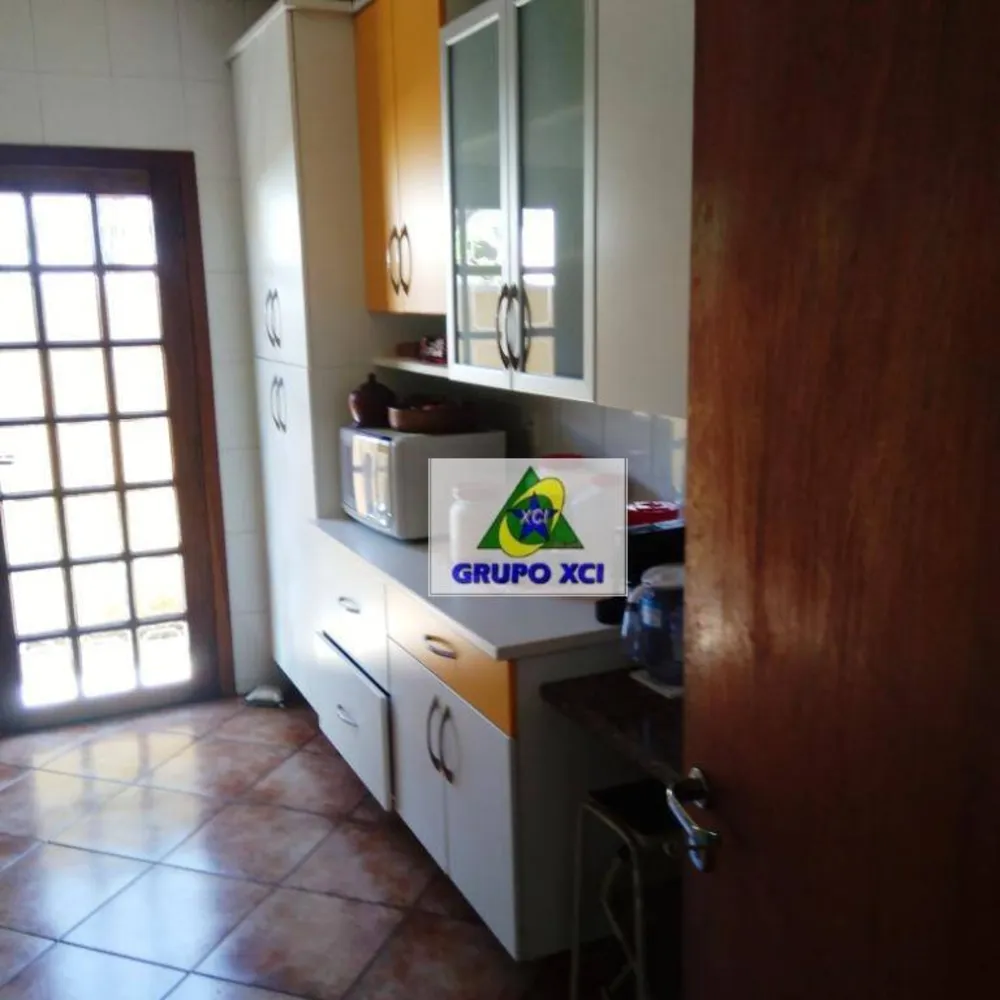 Casa, 3 quartos, 561 m² - Foto 1