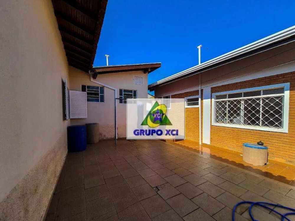 Chácara à venda com 5 quartos, 700M2 - Foto 3