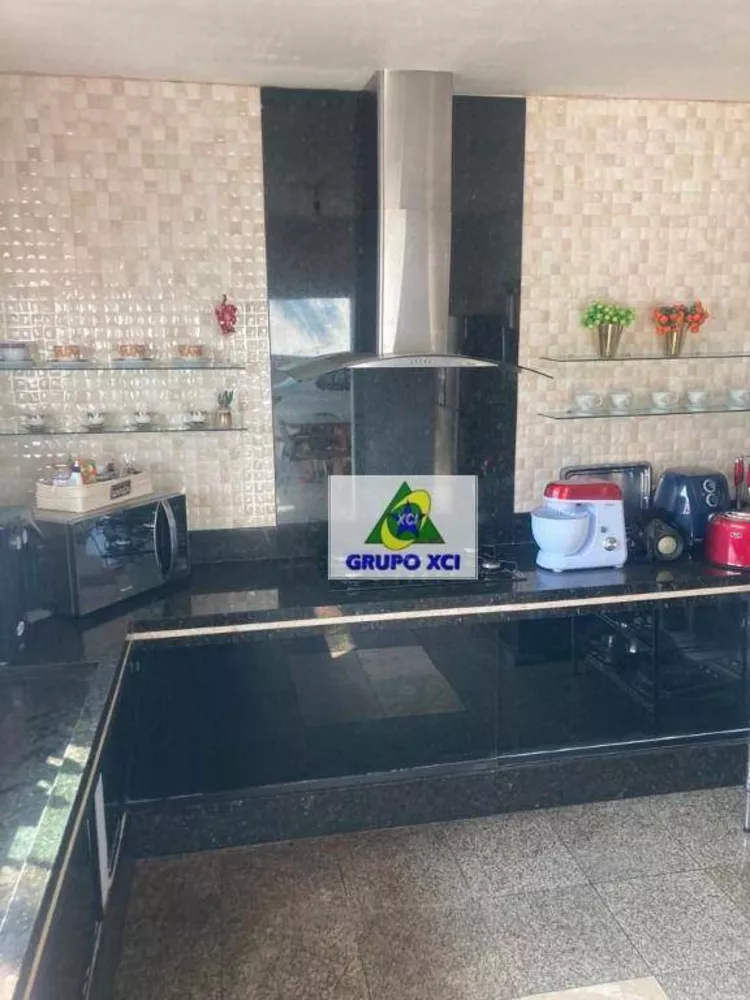 Casa, 3 quartos, 250 m² - Foto 5