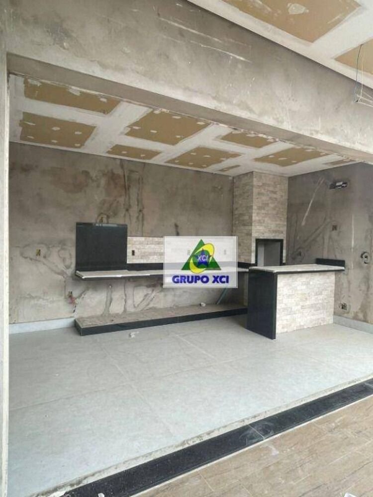 Sobrado à venda com 4 quartos, 311m² - Foto 4