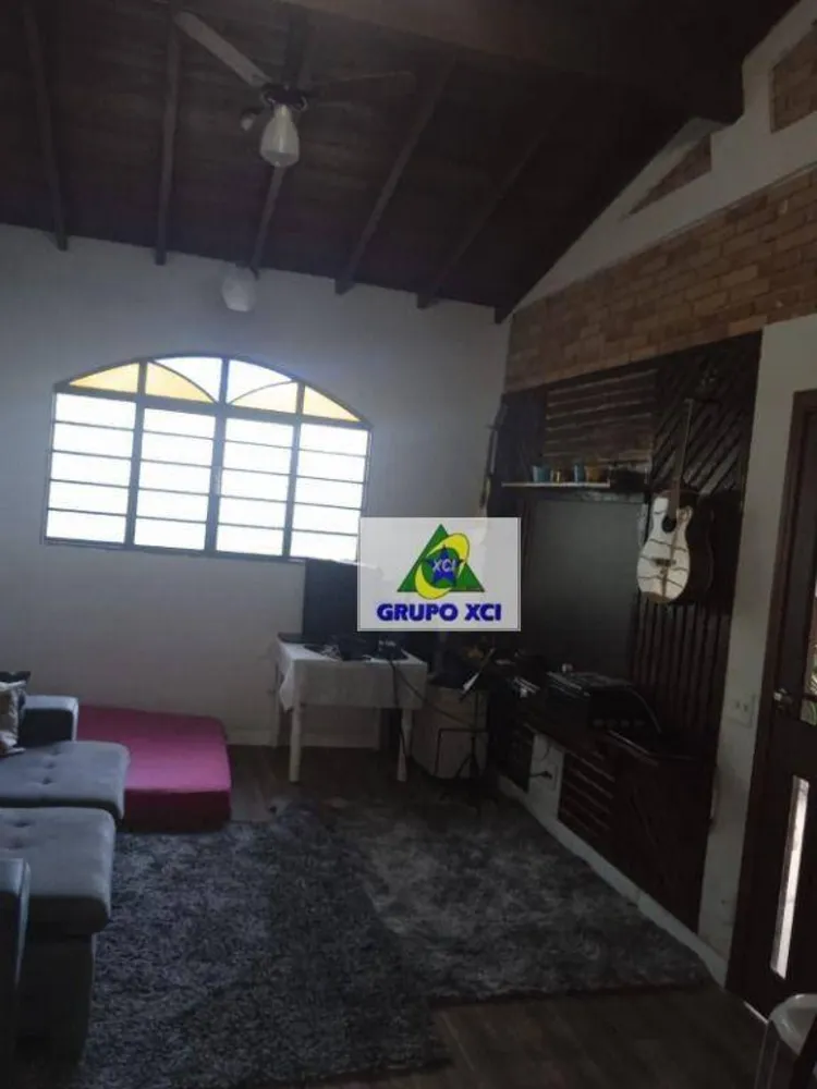 Chácara, 3 quartos, 2000 m² - Foto 2