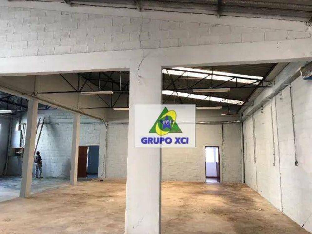 Depósito-Galpão-Armazém para alugar, 840m² - Foto 2