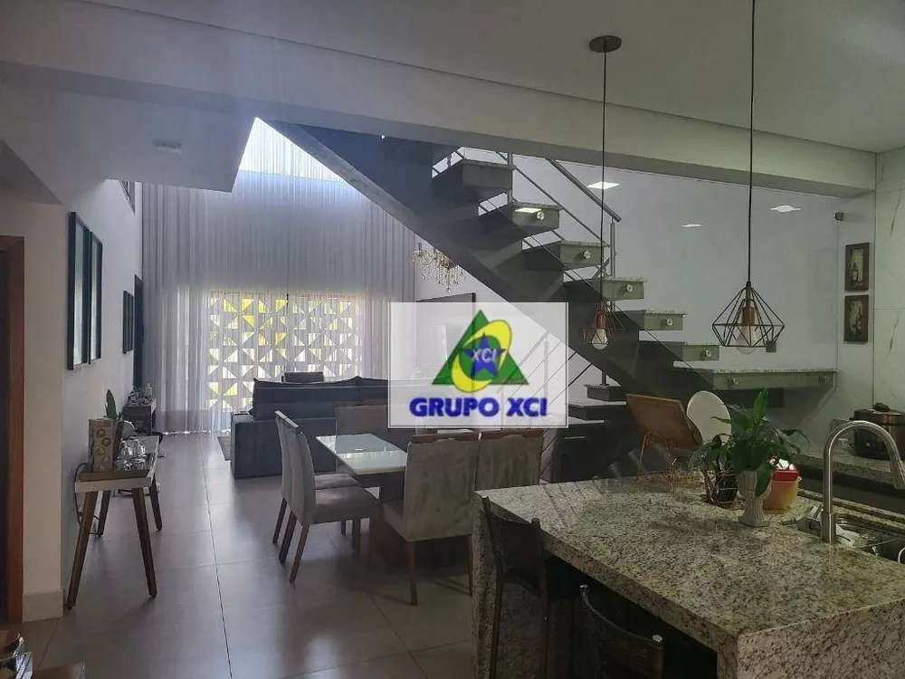 Sobrado à venda com 3 quartos, 225m² - Foto 16