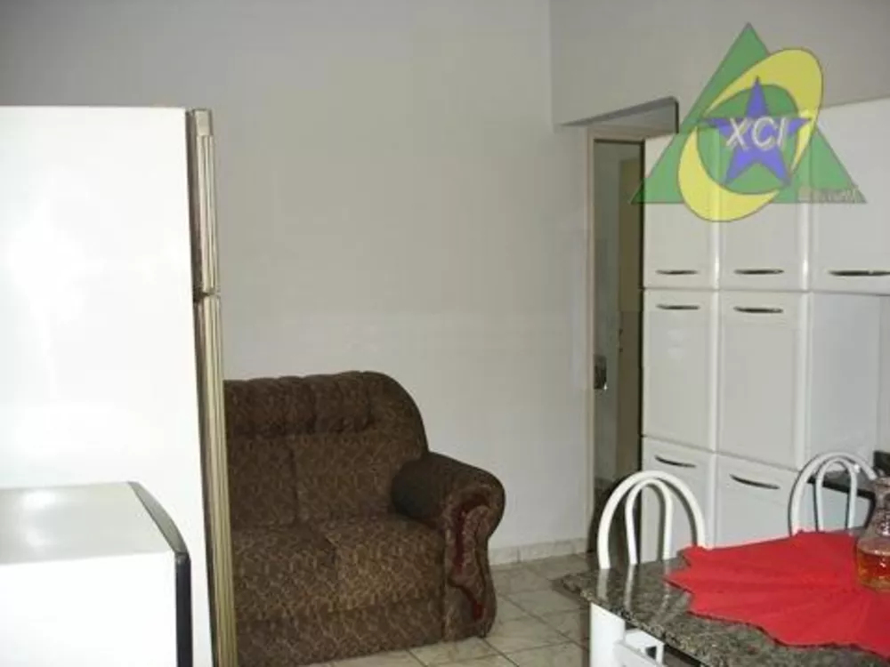 Casa à venda com 5 quartos, 250m² - Foto 7