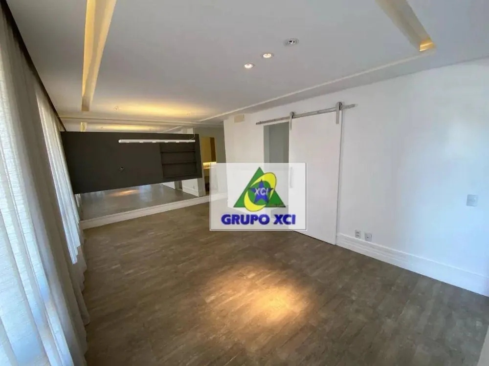 Apartamento, 3 quartos, 170 m² - Foto 1