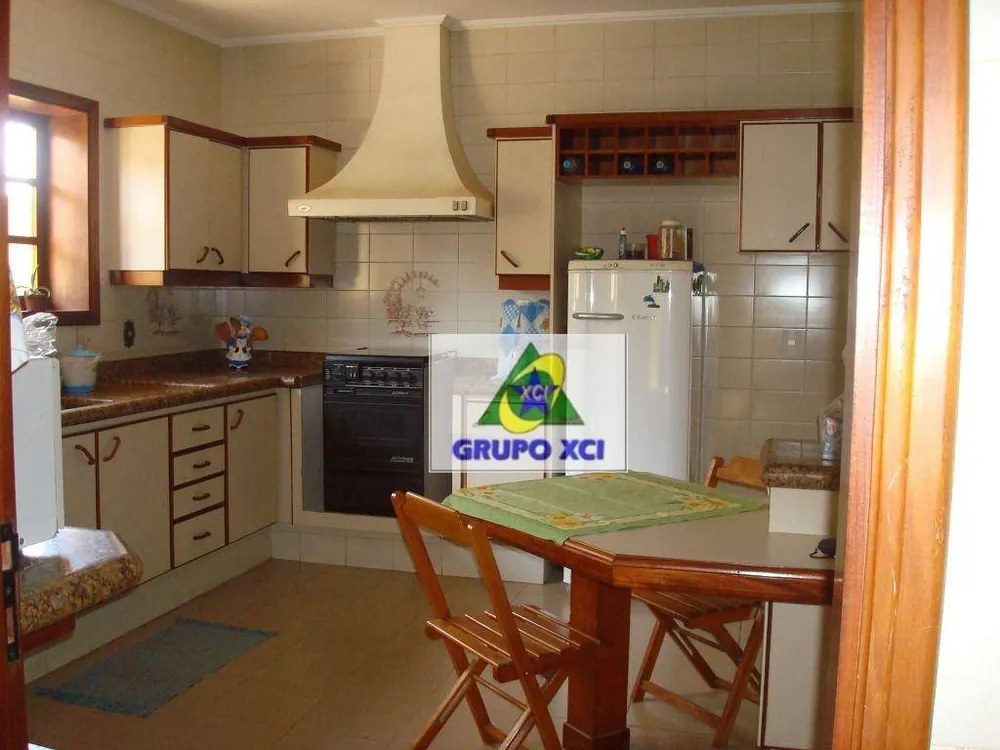 Casa, 3 quartos, 351 m² - Foto 4