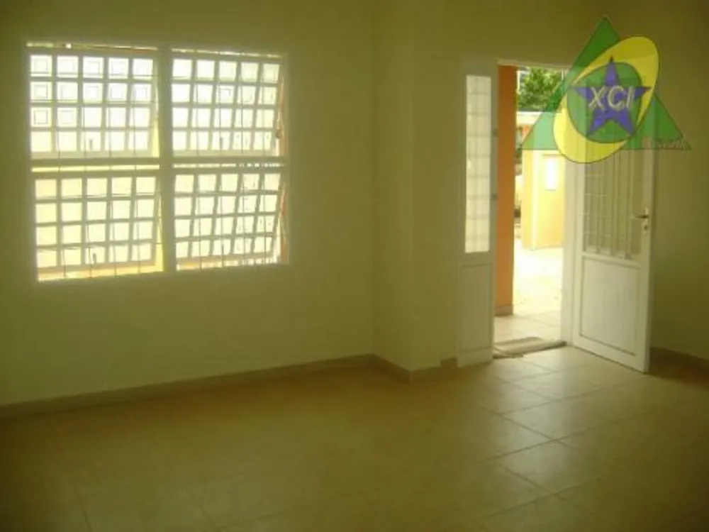 Casa, 3 quartos, 200 m² - Foto 4