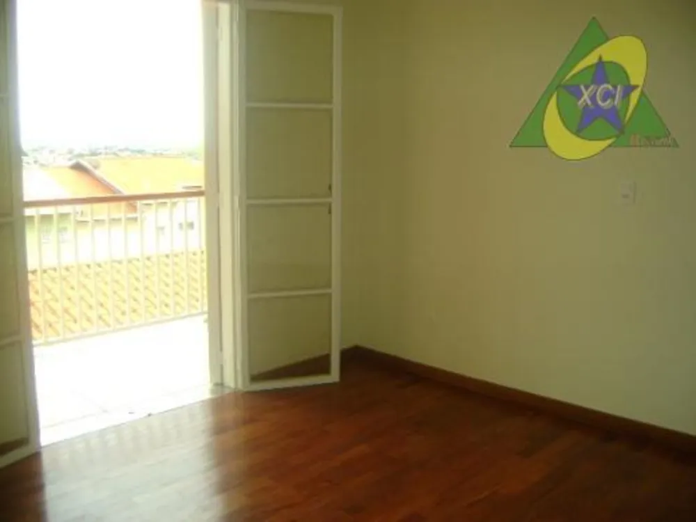 Casa, 3 quartos, 200 m² - Foto 2