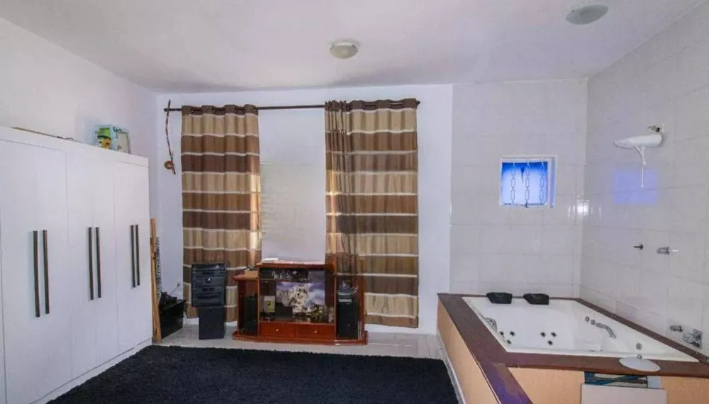 Casa, 3 quartos, 200 m² - Foto 8