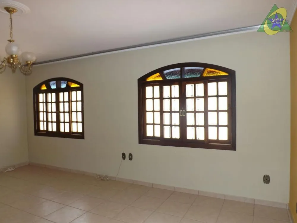Casa, 3 quartos, 160 m² - Foto 1