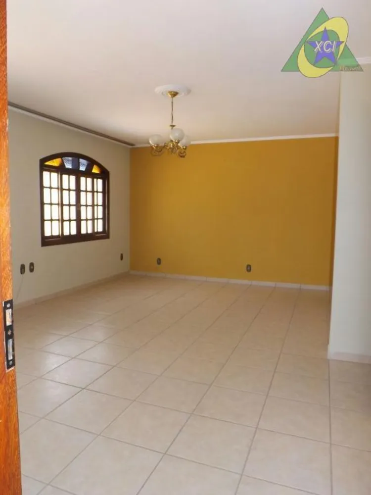 Casa, 3 quartos, 160 m² - Foto 2