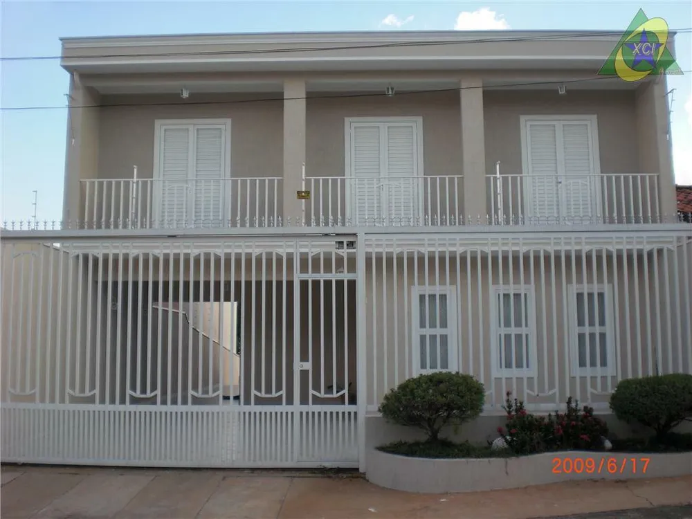 Casa, 3 quartos, 234 m² - Foto 4