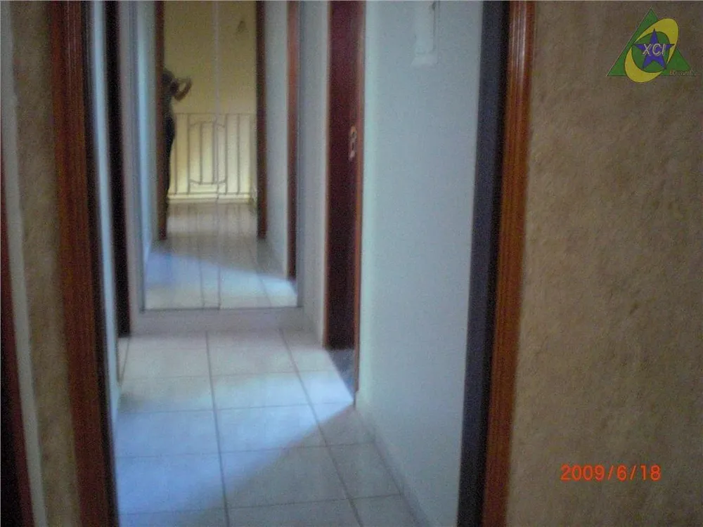 Casa, 3 quartos, 234 m² - Foto 1
