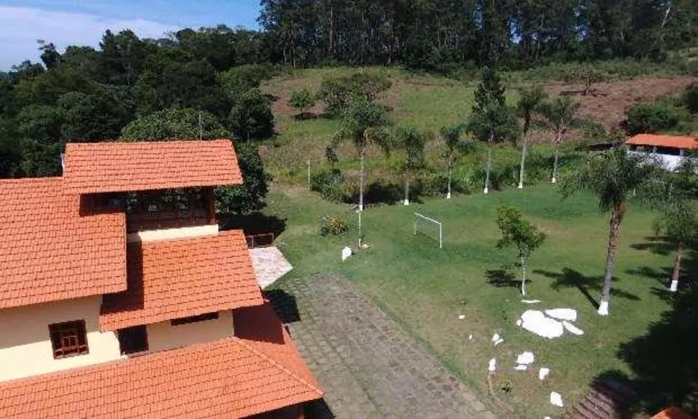 Sítio à venda com 6 quartos, 450m² - Foto 3