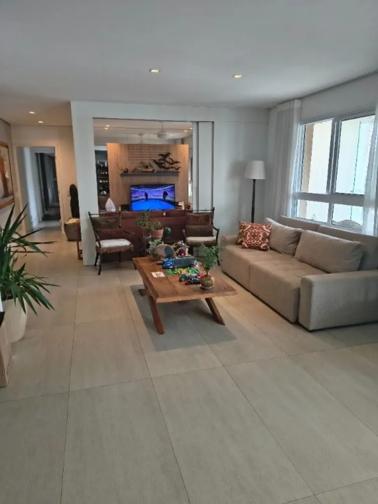 Apartamento, 3 quartos, 232 m² - Foto 6