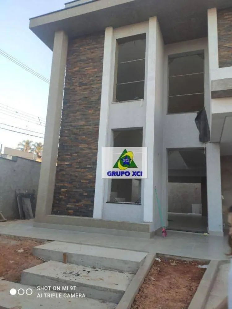 Casa, 3 quartos, 178 m² - Foto 2