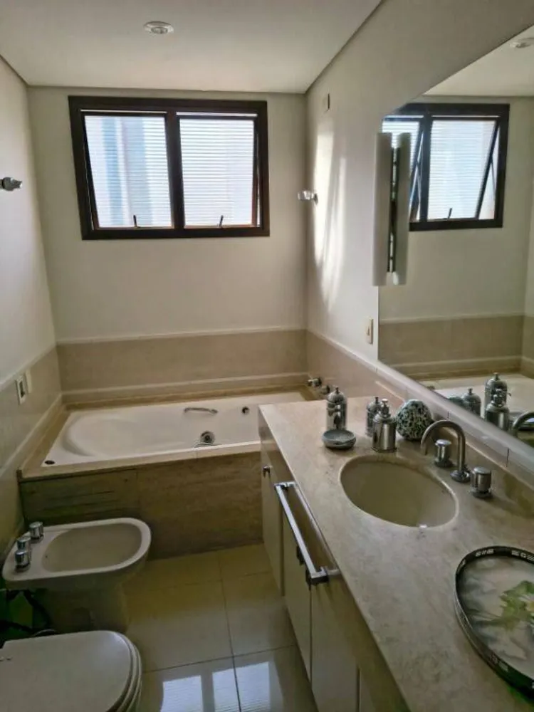 Apartamento, 3 quartos, 273 m² - Foto 4