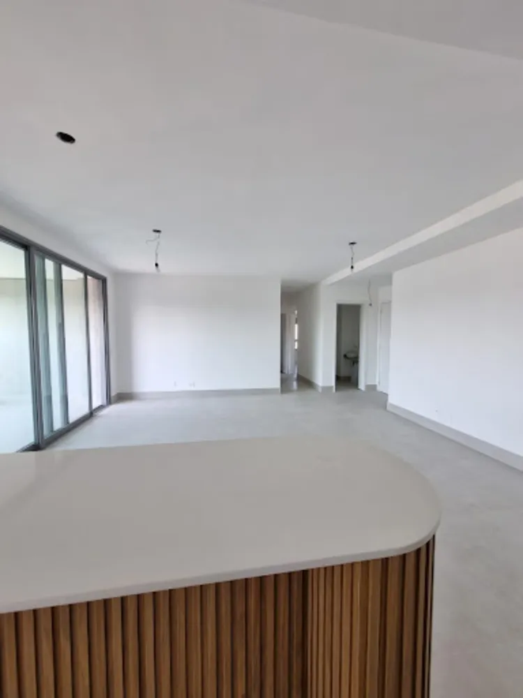 Apartamento, 3 quartos, 139 m² - Foto 1