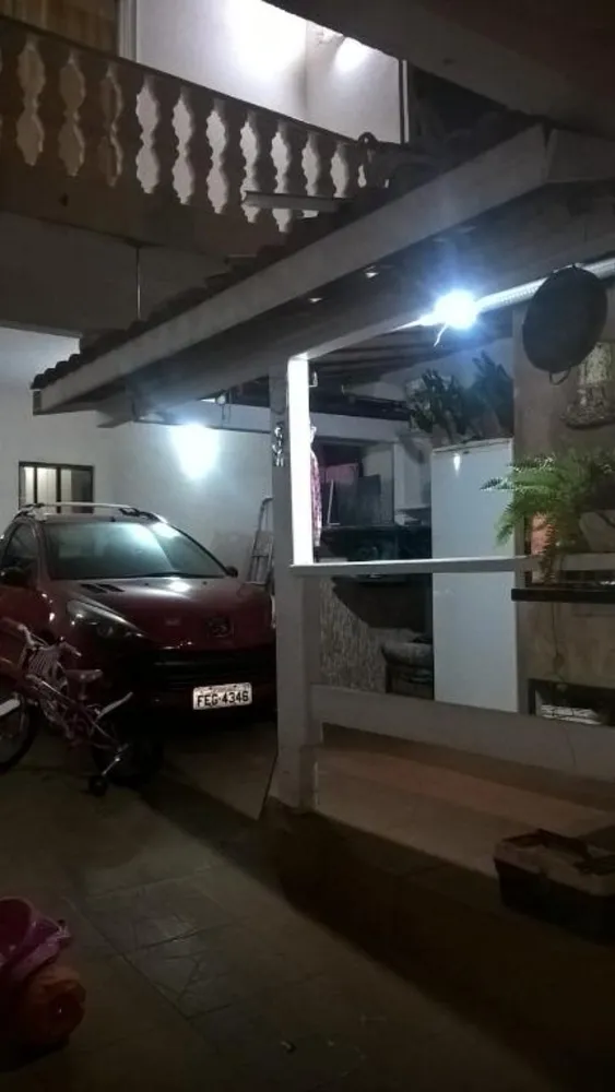 Casa, 3 quartos, 180 m² - Foto 1