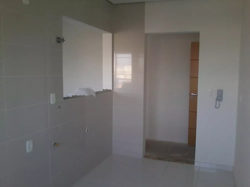 Apartamento à venda com 3 quartos, 80m² - Foto 12