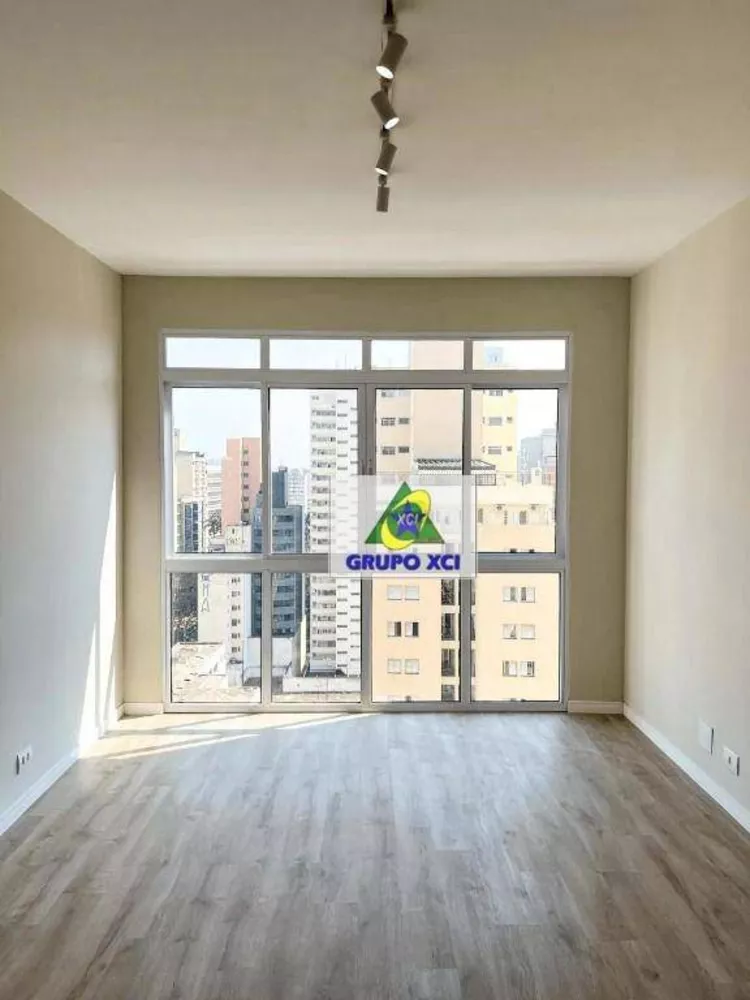 Apartamento à venda com 2 quartos, 60m² - Foto 2