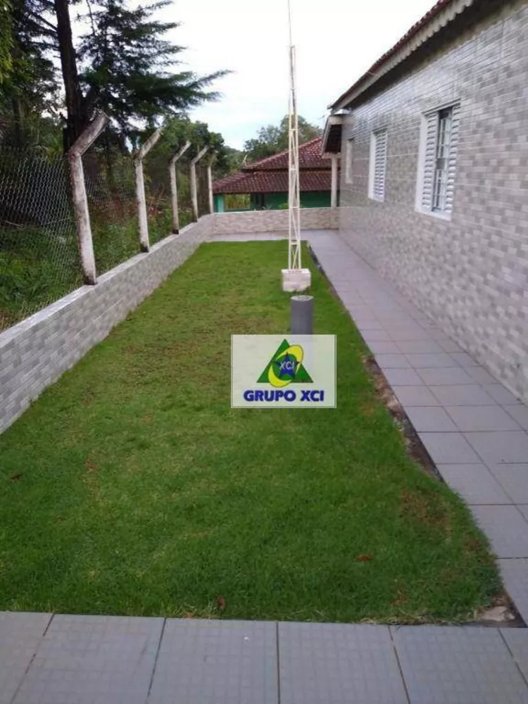 Chácara à venda com 3 quartos, 1100M2 - Foto 3