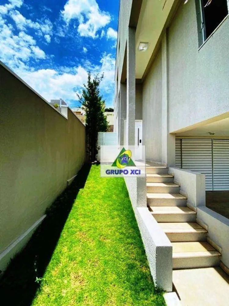 Sobrado, 4 quartos, 345 m² - Foto 1