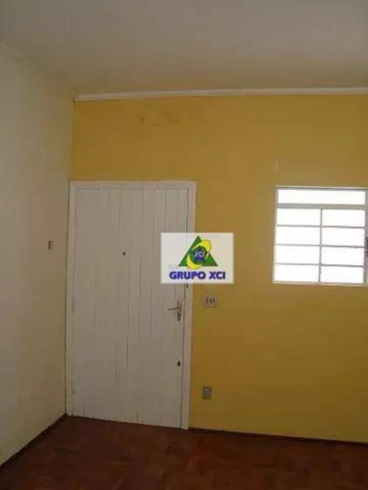 Casa à venda com 3 quartos, 166m² - Foto 4