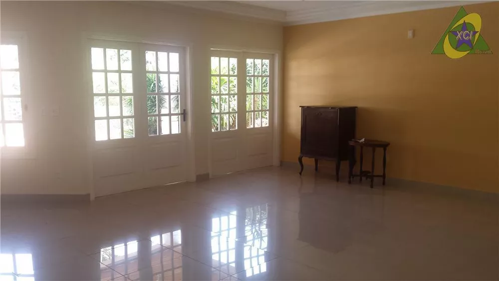 Casa à venda e aluguel com 4 quartos, 510m² - Foto 3