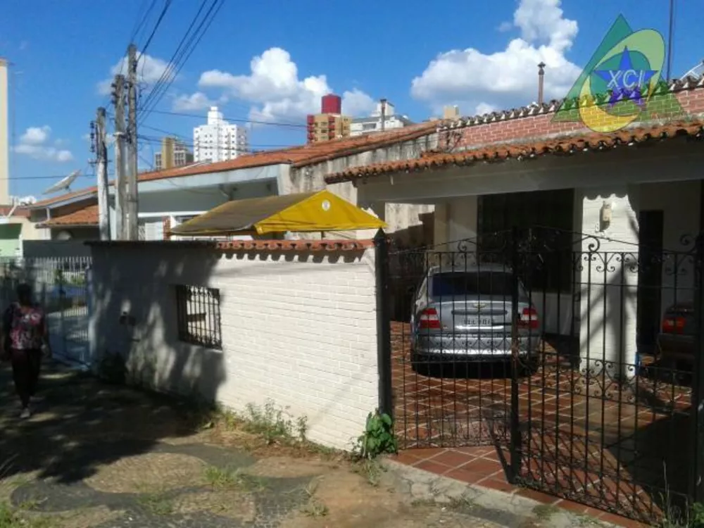 Casa à venda com 4 quartos, 100m² - Foto 1