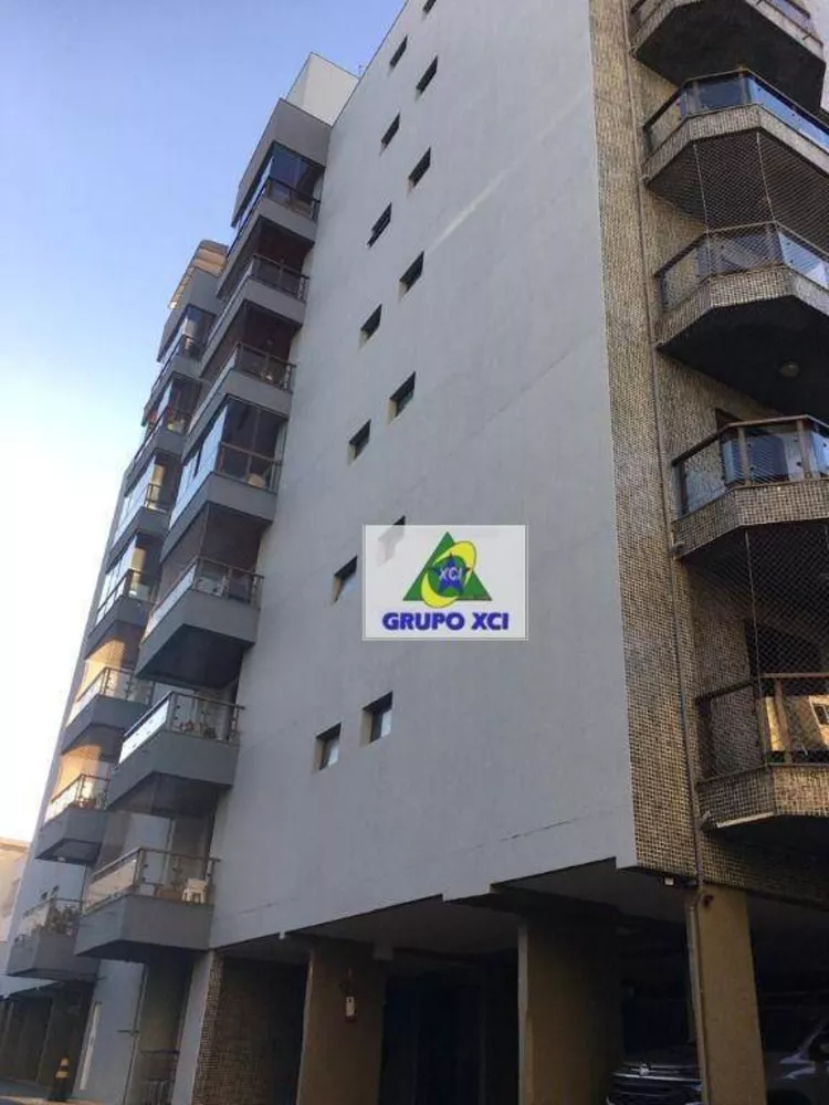 Apartamento à venda com 3 quartos, 105m² - Foto 1