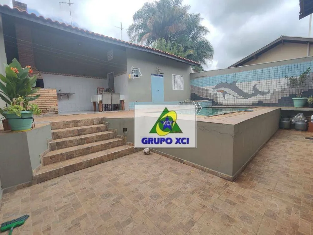 Casa, 3 quartos, 240 m² - Foto 3