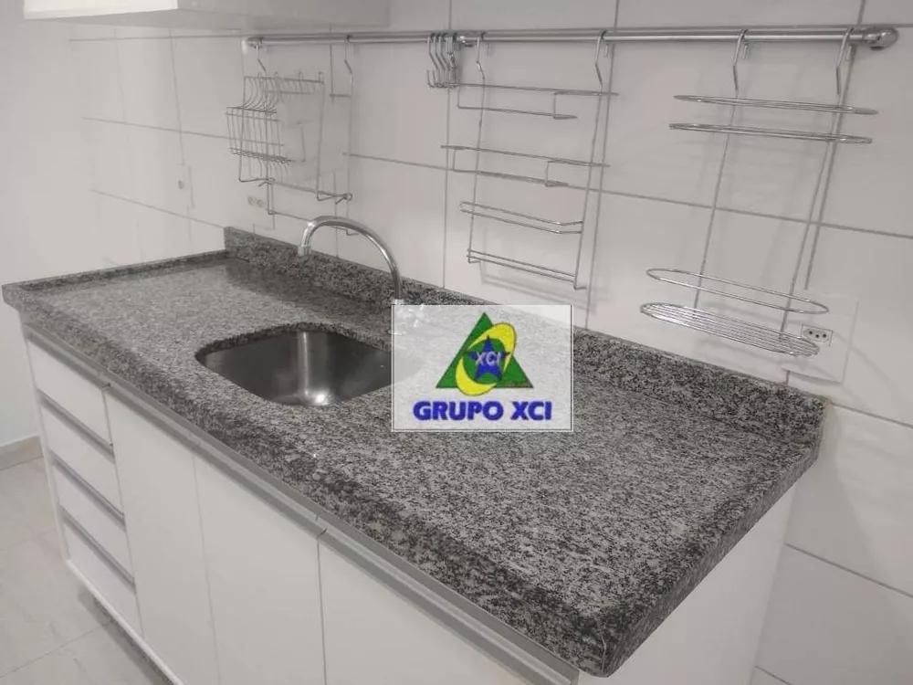 Apartamento à venda com 3 quartos, 62m² - Foto 3