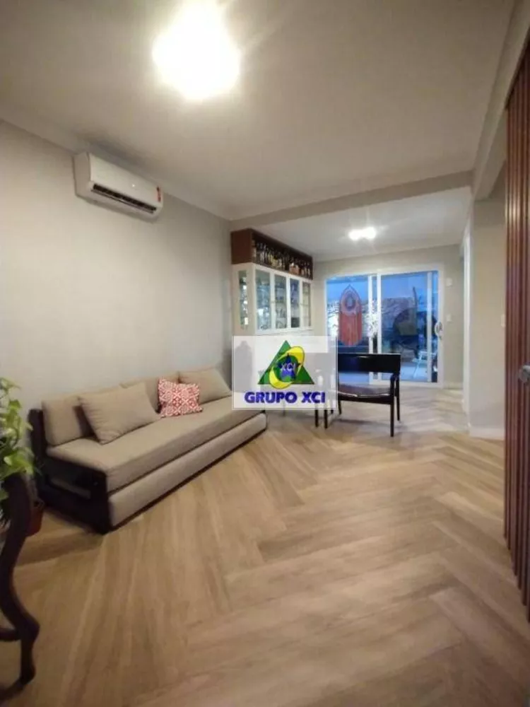 Casa à venda com 3 quartos, 78m² - Foto 4