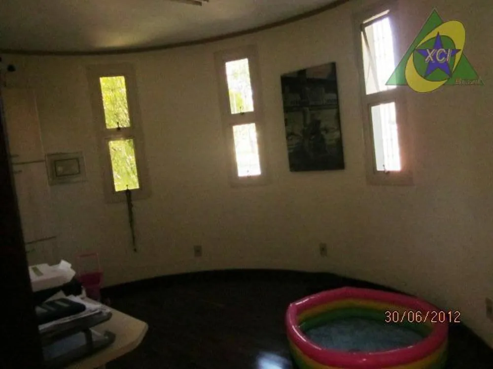 Casa, 4 quartos, 330 m² - Foto 3