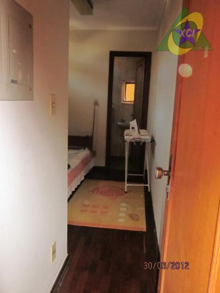 Casa, 4 quartos, 330 m² - Foto 1