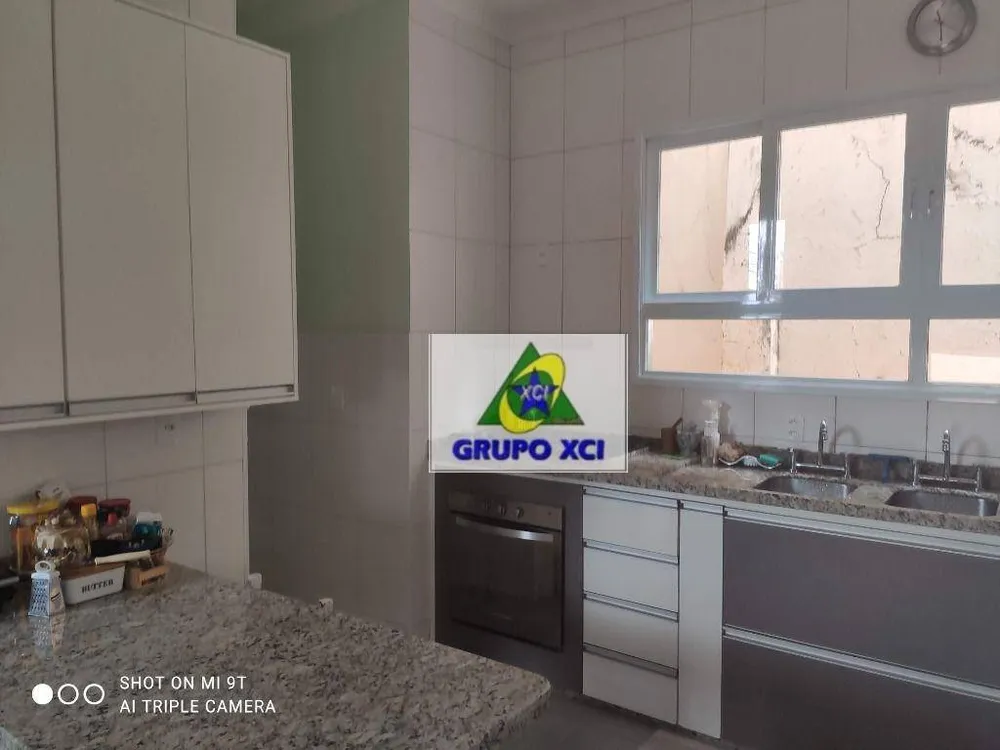 Casa, 3 quartos, 220 m² - Foto 6