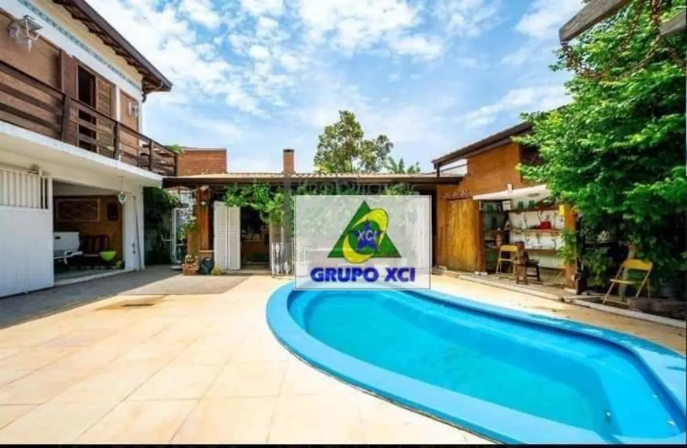 Casa, 6 quartos, 287 m² - Foto 2