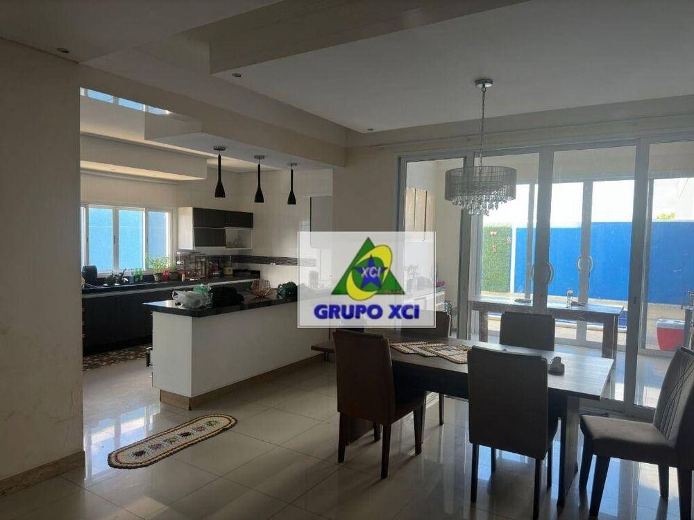 Casa à venda com 5 quartos, 400m² - Foto 3