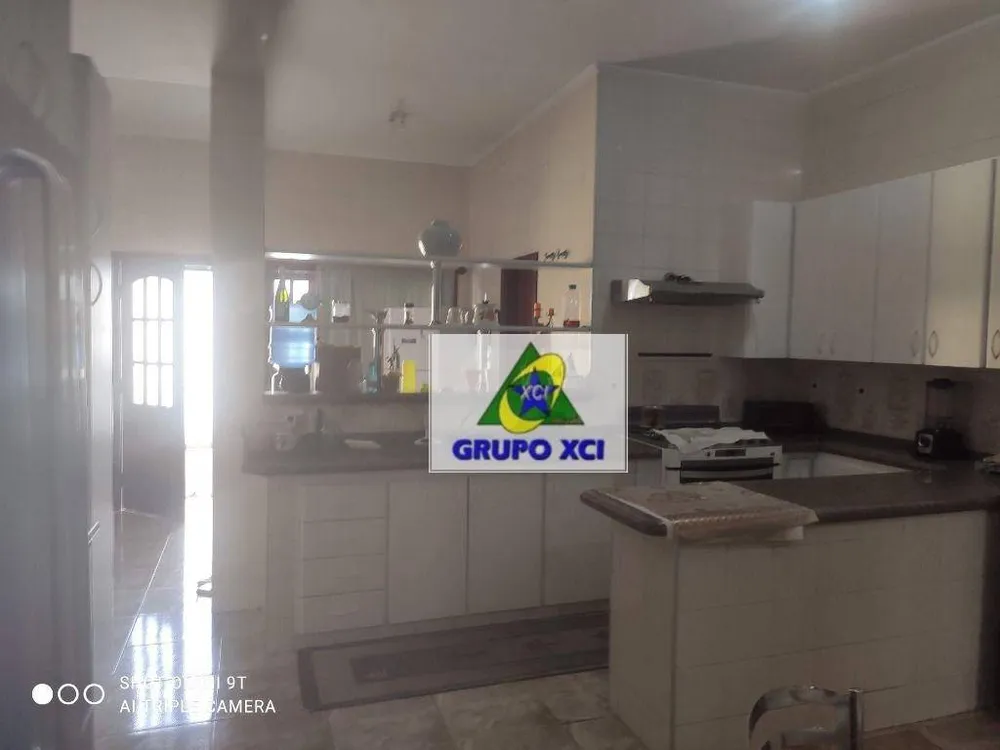Casa, 5 quartos, 598 m² - Foto 2